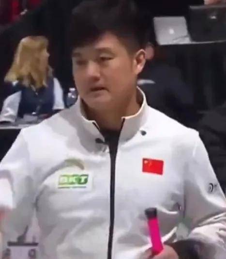 包含深圳佳兆业主场告捷，延续连胜势头的词条