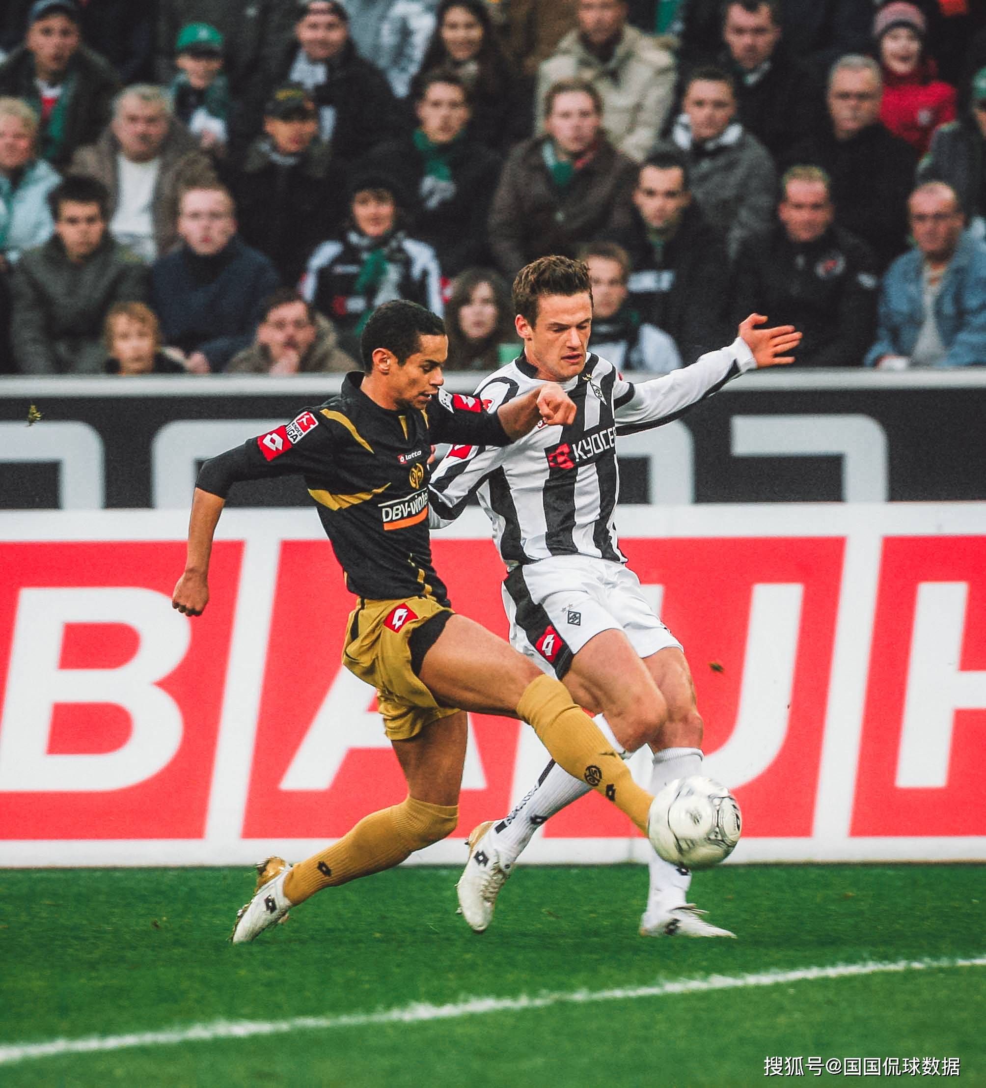 爱游戏官网-包含美因茨客场告捷，球队士气高涨期待下一场胜利的词条