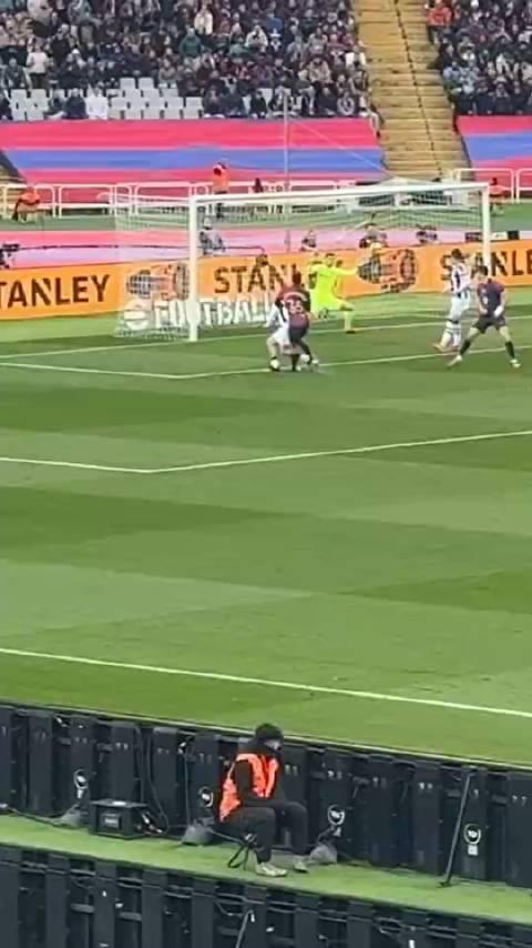 爱游戏官方-关于突破关键时刻展现领导力，赢得球迷掌声的信息