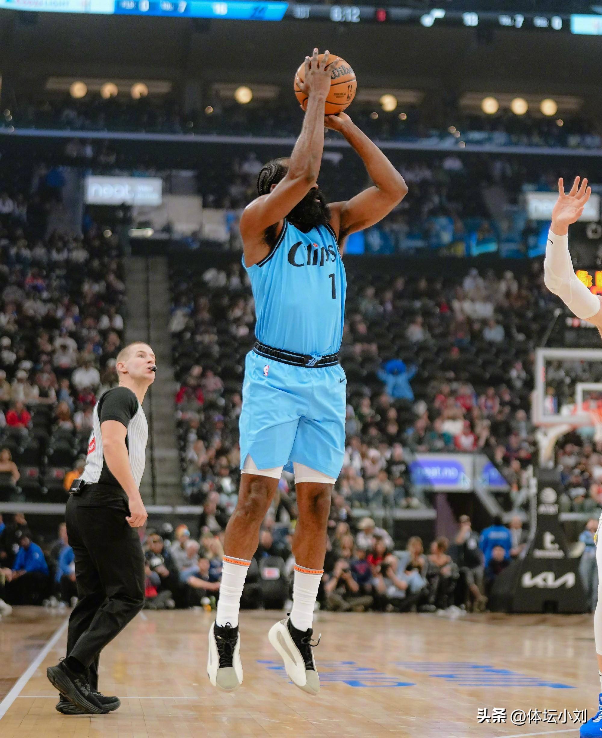 快船队球员宣布将会代表国家出战比赛 快船队球员宣布将会代表国家出战比赛