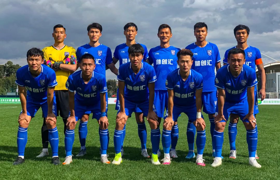 爱游戏入口-激烈角逐中，一队成功逆转取得胜利