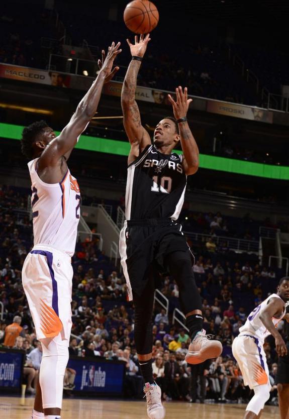 马刺中锋阿德成功助攻刷新生涯助攻总数的简单介绍 马刺中锋阿德成功助攻刷新生涯助攻总数的简单介绍