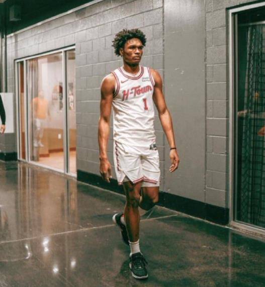 爱游戏在线-关于荷兰新秀闪耀，漂亮进球引领胜势！的信息