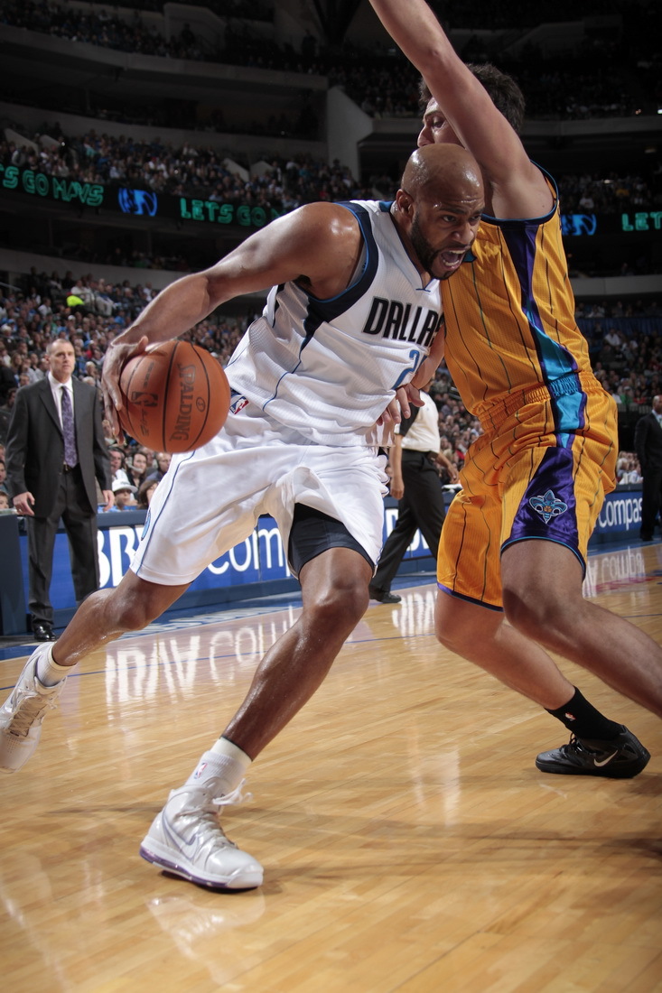 爱游戏在线-包含小牛豪取五连胜，黄蜂客场大胜国王的词条