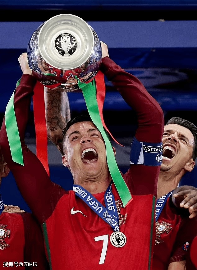 爱游戏在线-克罗地亚不敌葡萄牙，罗纳尔多率队晋级