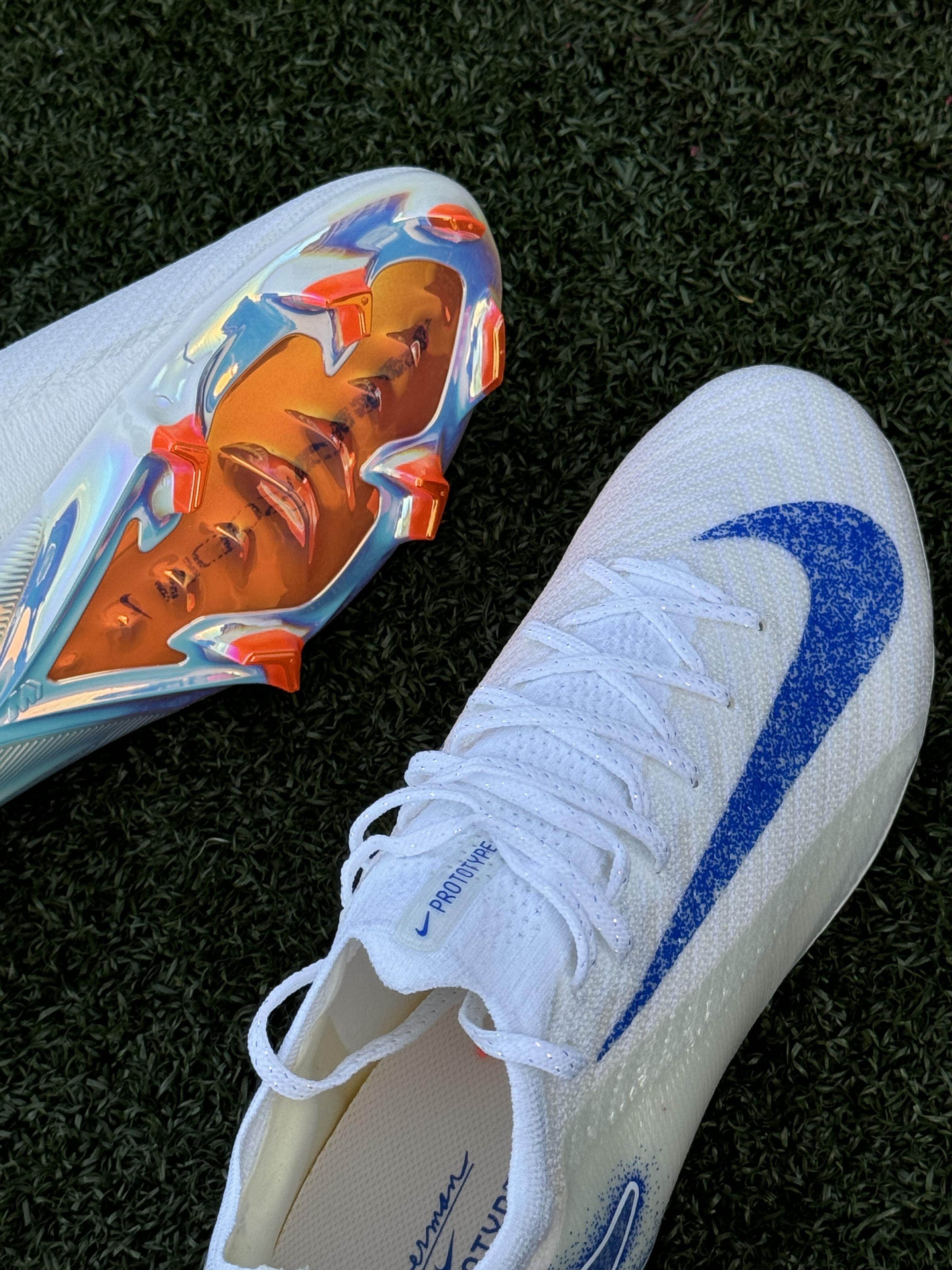 爱游戏体育-荷兰梦幻翻盘，晋级欧洲杯正赛