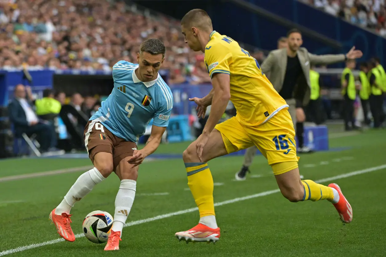 爱游戏-法国队客场战平乌克兰，欧锦赛参赛形势严峻