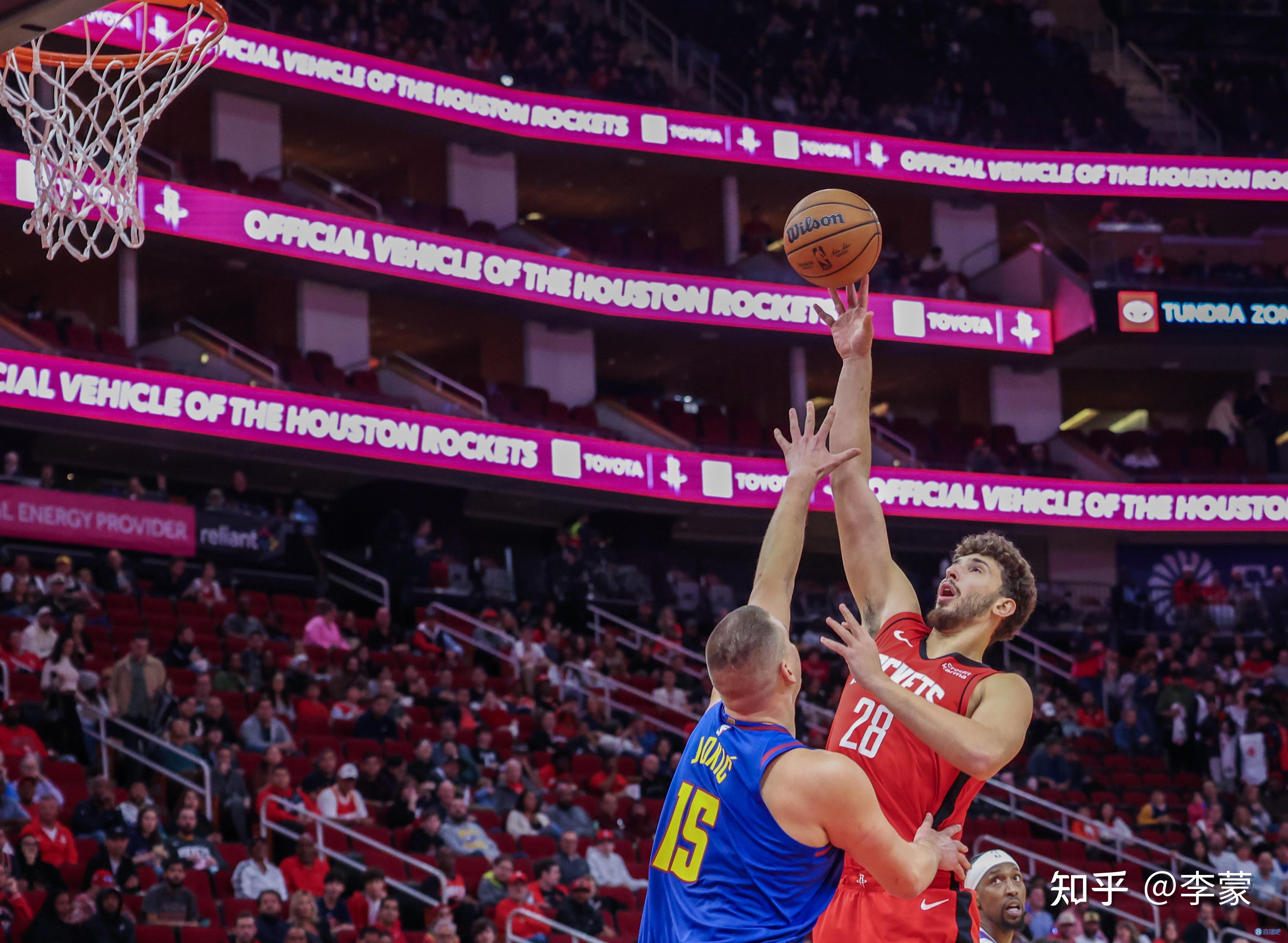 掘金队领先优势明显,取得胜利 掘金队领先优势明显,取得胜利