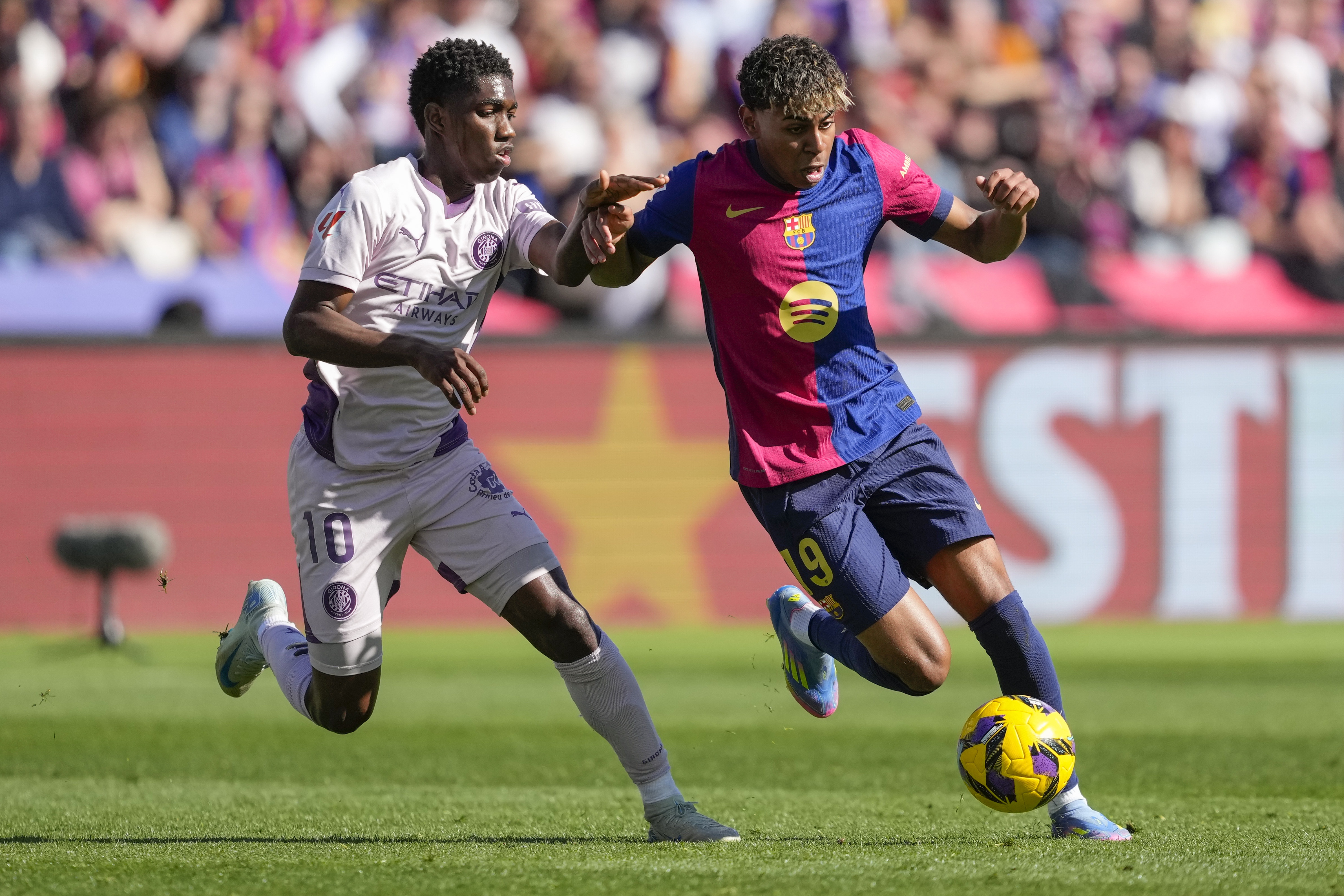 包含顶级足球联赛激烈角逐球队实力均衡的词条 包含顶级足球联赛激烈角逐球队实力均衡的词条