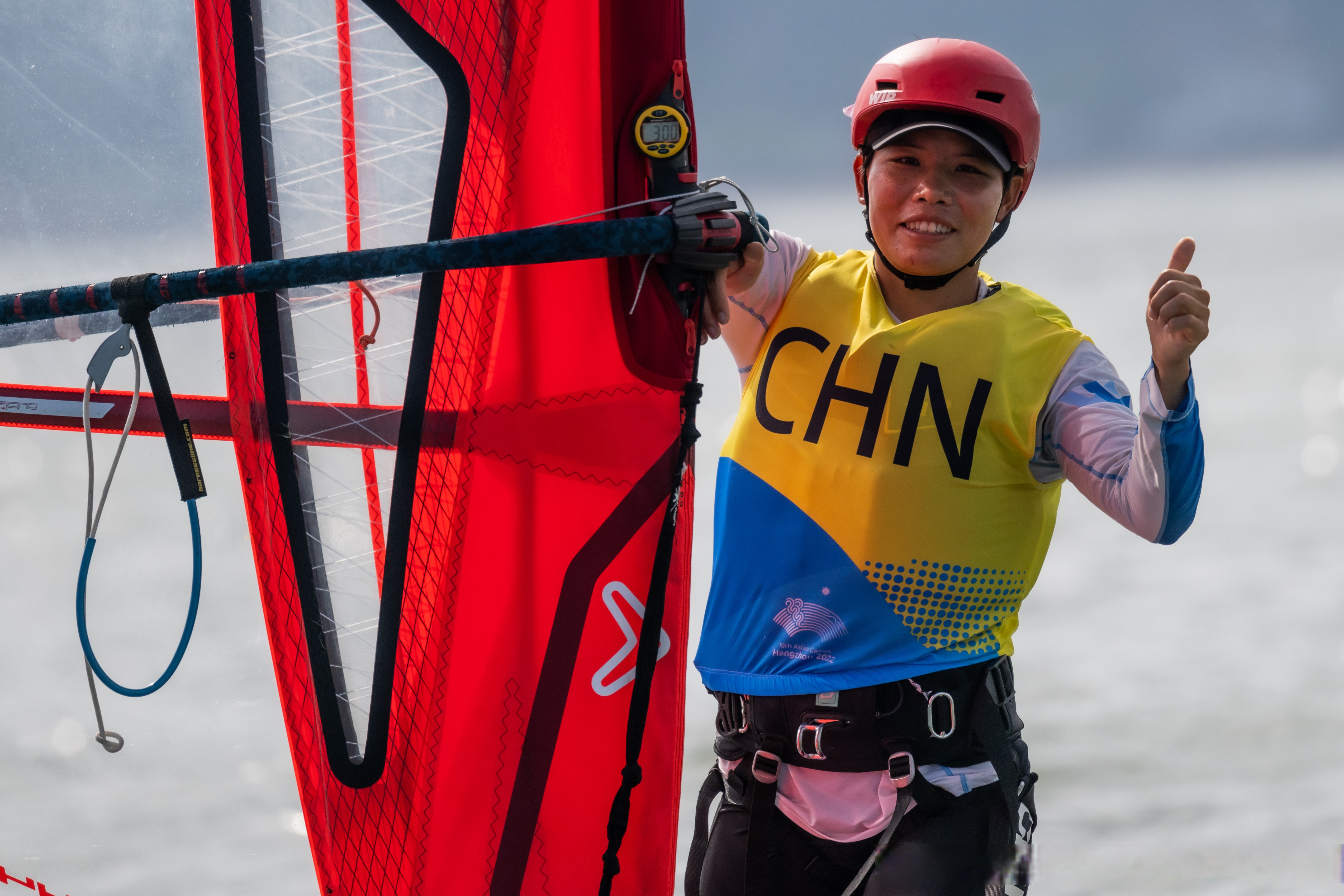 爱游戏在线-新西兰男子帆船选手率先冲线，收获金牌