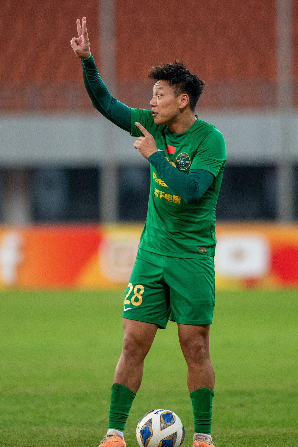 爱游戏tv-北京队在亚冠大赛中风光不再，陷入困境！