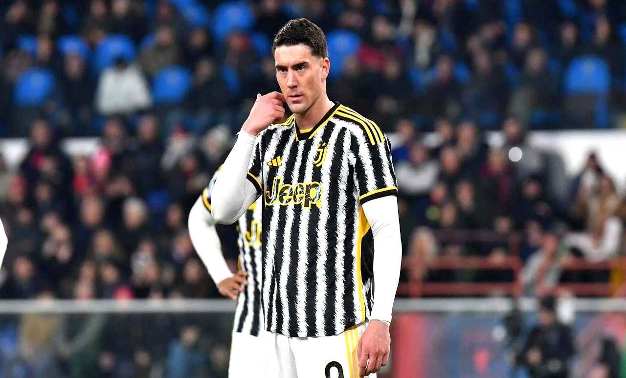 爱游戏娱乐-尤文图斯奋勇抗敌，晋级前路坦荡