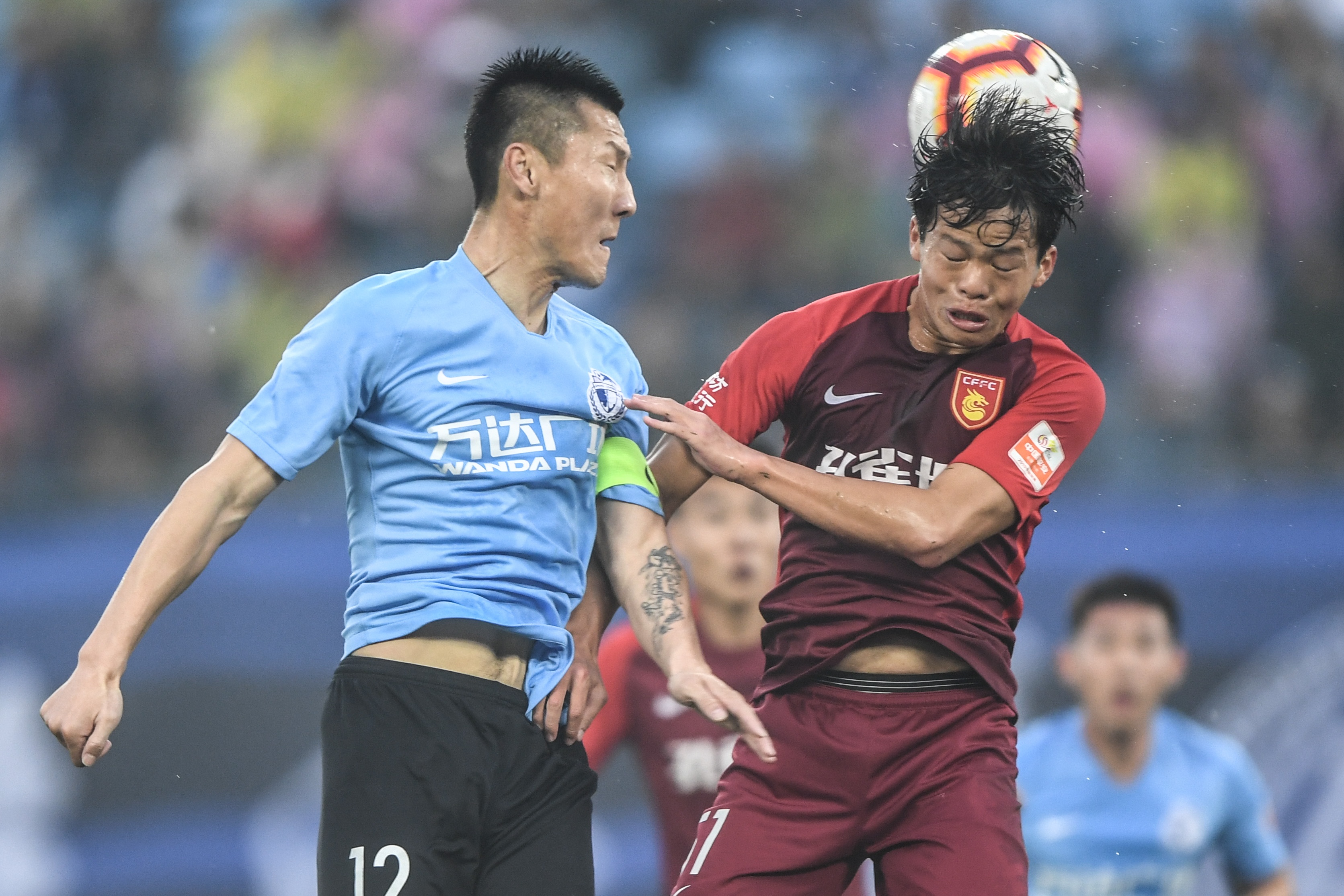 爱游戏体育-河北华夏幸福主场遭遇惨败，晋级梦碎