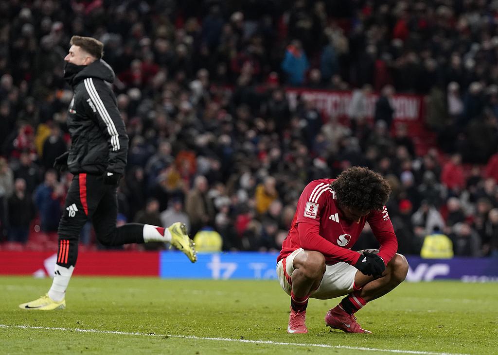 爱游戏官方-诺里奇主场战平曼联，积分仍不足