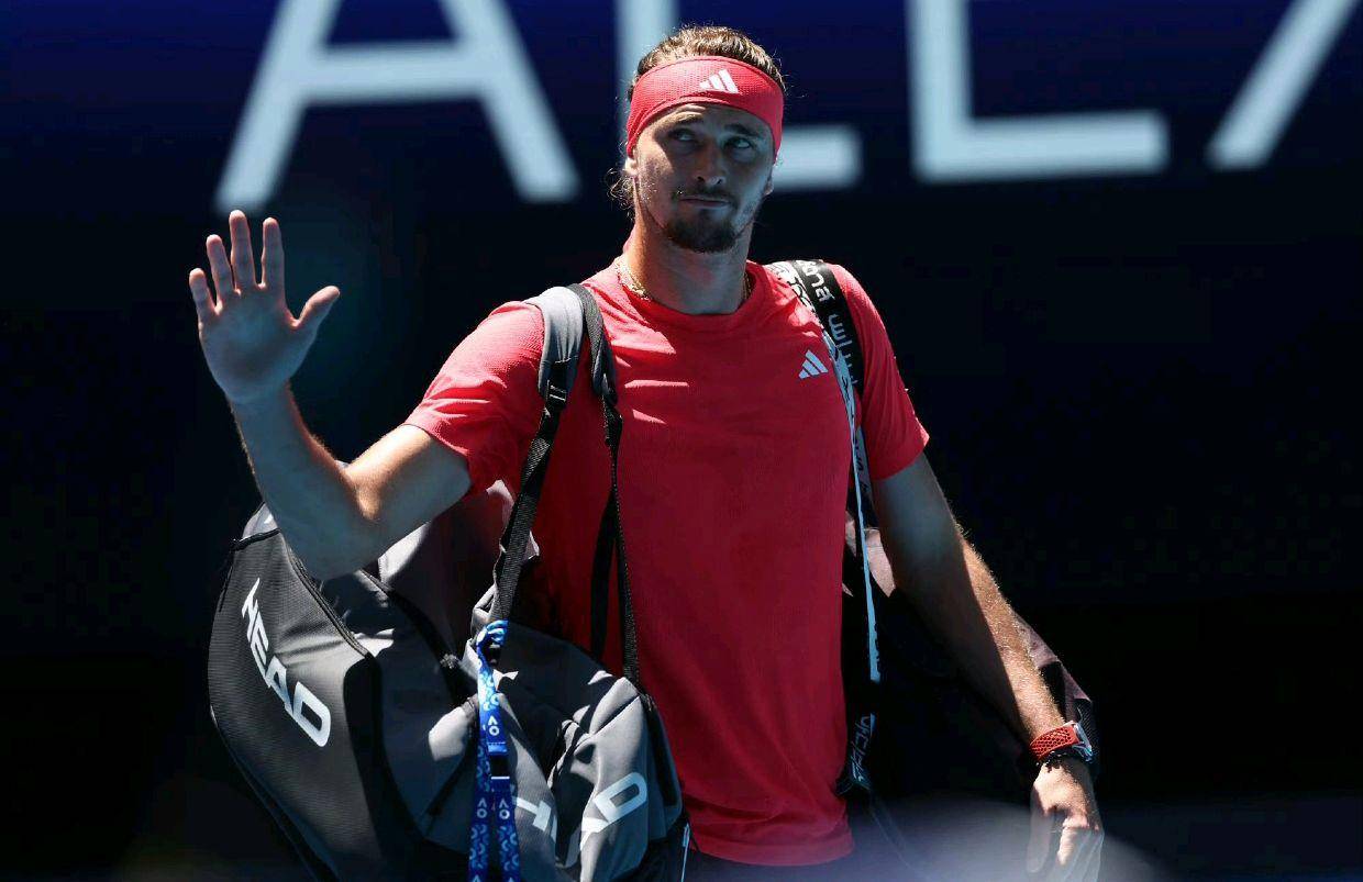 爱游戏-热门夺冠选手屡次受挫，黑马崭露头角的简单介绍