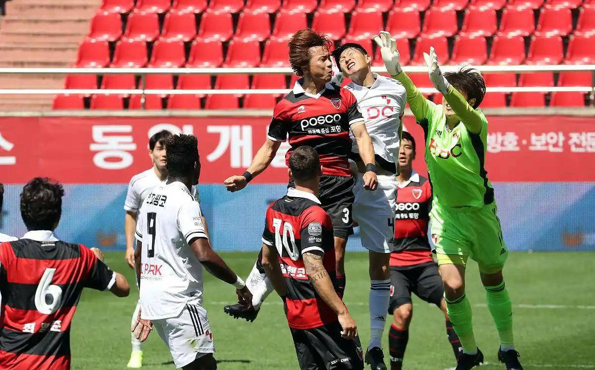 全北现代队在新赛季中展现出强劲竞争力 全北现代队在新赛季中展现出强劲竞争力