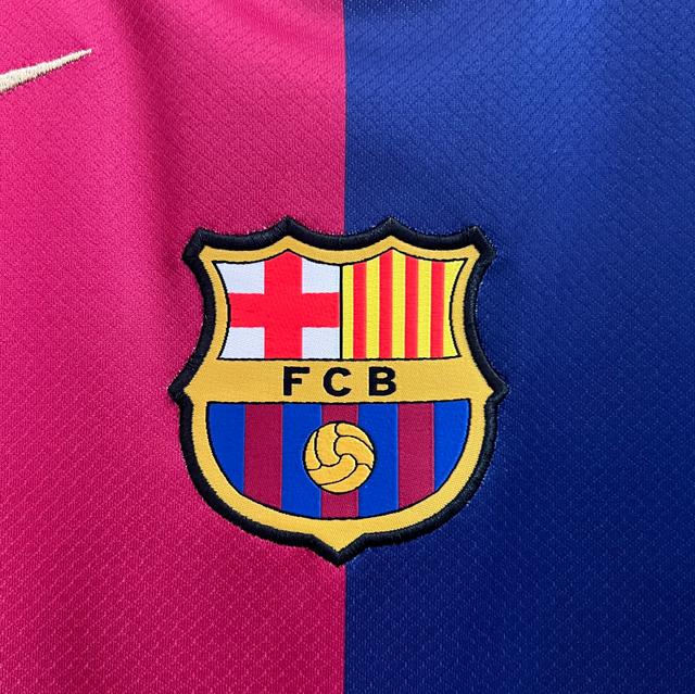 爱游戏在线-巴塞罗那战胜对手，领跑积分榜的简单介绍