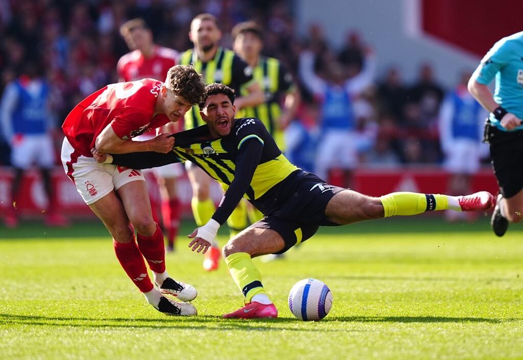 曼城客场不敌，遭遇联赛失利