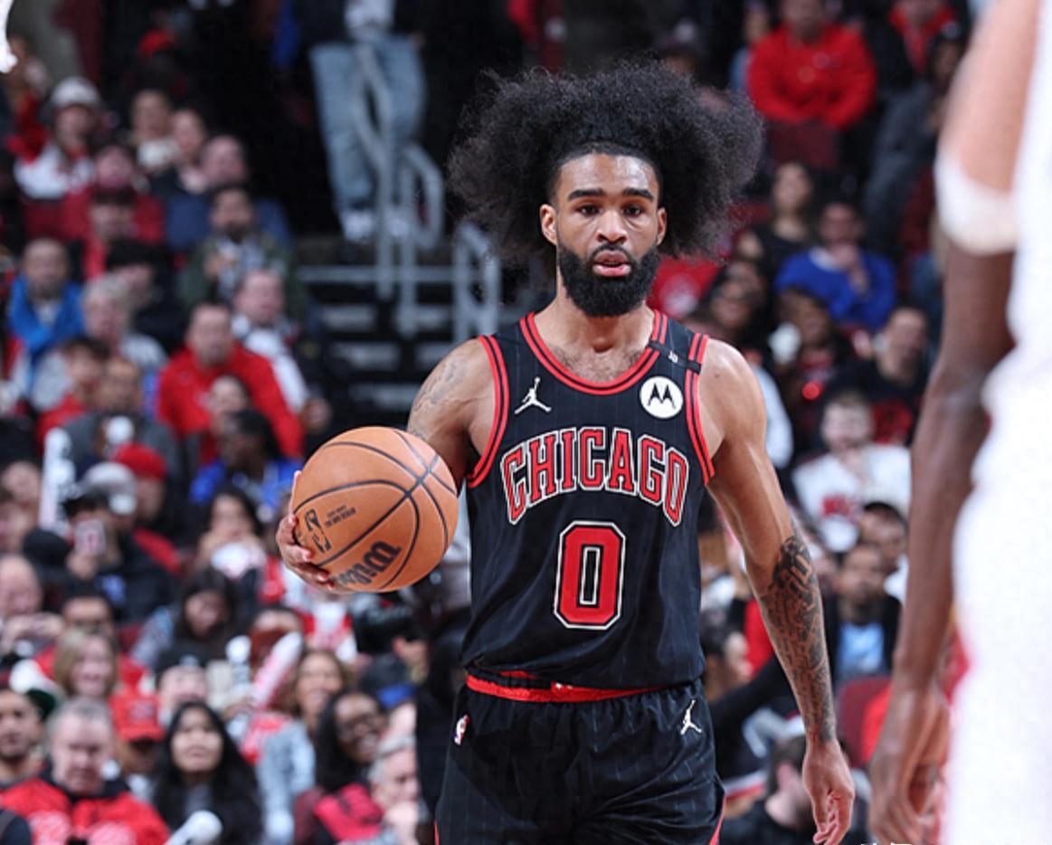 爱游戏APP-太阳客场压哨得分，战胜灰熊取得开门红