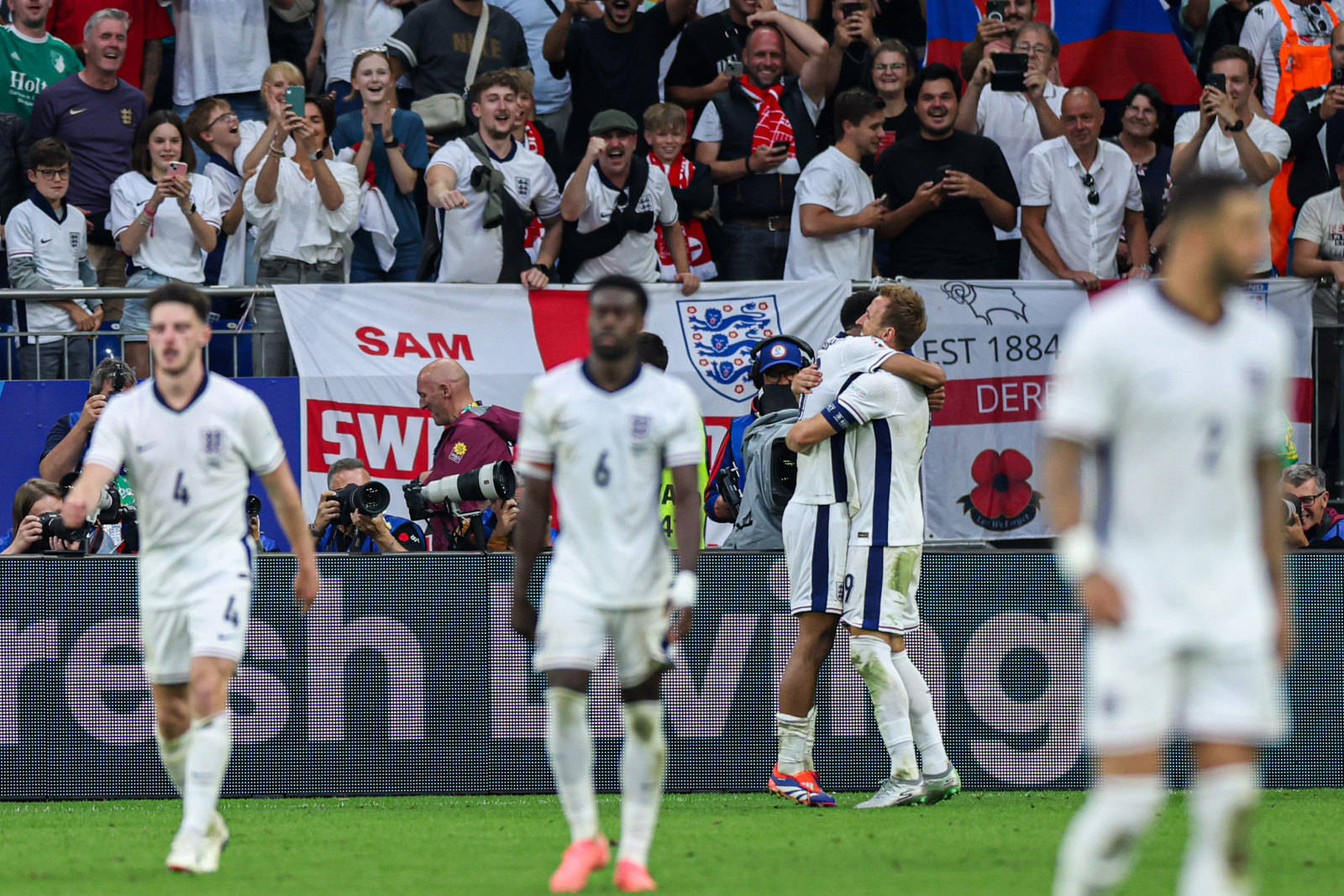 爱游戏体育-欧洲杯：英格兰队闯入决赛