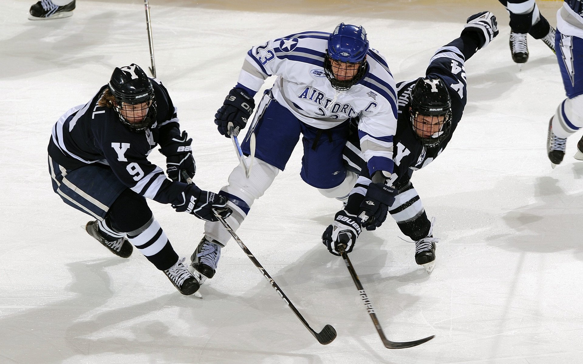 打破宿命之夜，开拓者旧将拉文亲手埋葬前东家，48秒封神记